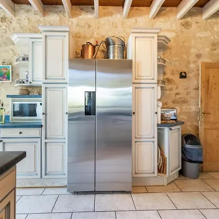 Lovely Chateau 25 Min From Bordeaux * Cezac (Gironde)