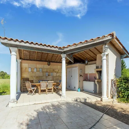 Lovely Chateau 25 Min From Bordeaux * Cezac (Gironde)