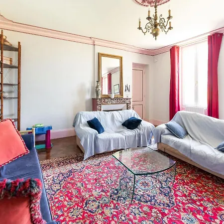 Elegant Chateau Escape Feriehus Cézac