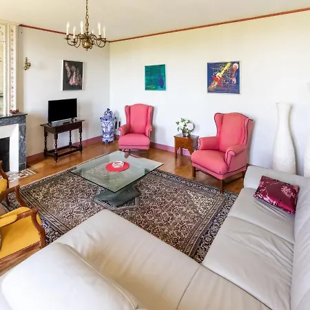 Lovely Chateau 25 Min From Bordeaux Holiday home *