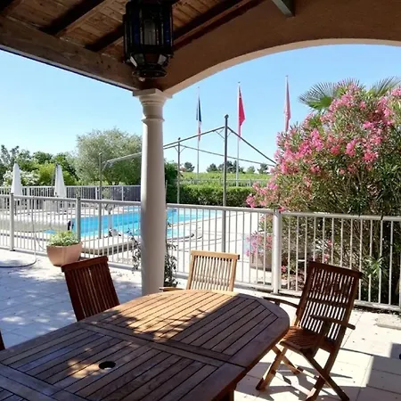 Holiday home Lovely Chateau 25 Min From Bordeaux *