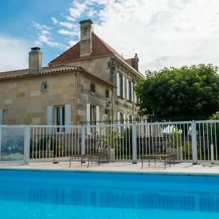 Lovely Chateau 25 Min From Bordeaux * Cezac (Gironde)