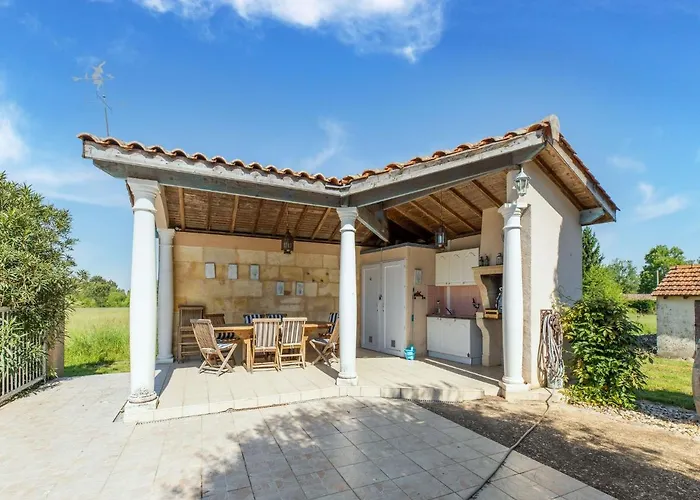 Elegant Chateau Escape * Cézac